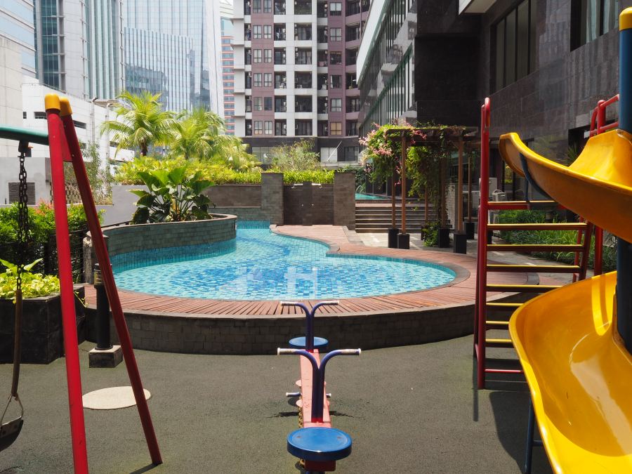 Kids-pool-and-playground-Taman-Sari-Semanggi