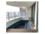 Apartemen St. Moritz with Jacuzzi Lantai Tinggi View Super Keren