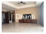 Dijual Apartemen Pakubuwono Signature 4+1BR high Floor Good Unit Kebayoran Baru Jakarta Selatan Dhanti 081282950600