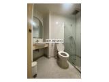 Bathroom - toilet & standing shower