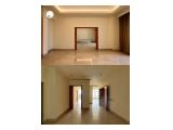 FAST SALE : Airlangga Apartment, 4BR 880sqm, READY TO MOVE IN, also avail 440sqm, Ctc Clara Abie property for more info.