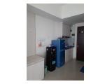 Refrigerator, kitchen set, dispenser
